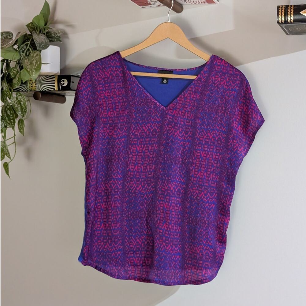 Mixed Media Blue Red Print Knit Blouse | Women's Size XS